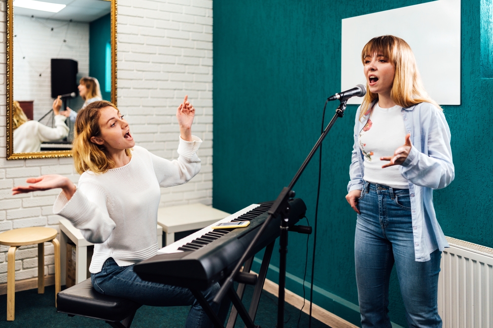 online or in person vocal lessons canada