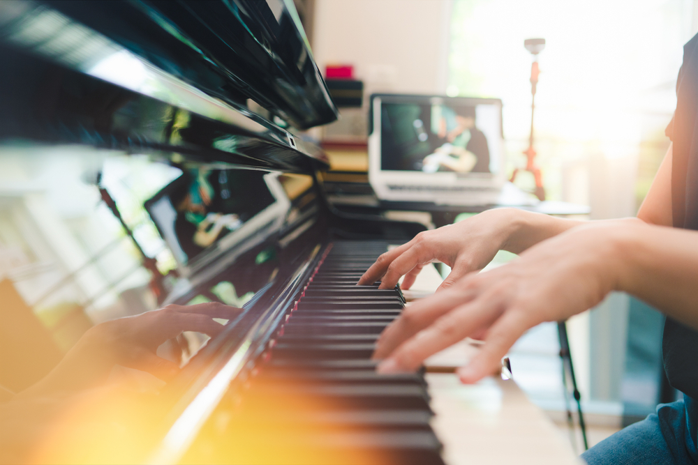 piano lessons online canada